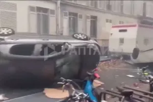 Париж, беспорядки