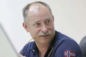 Жданов