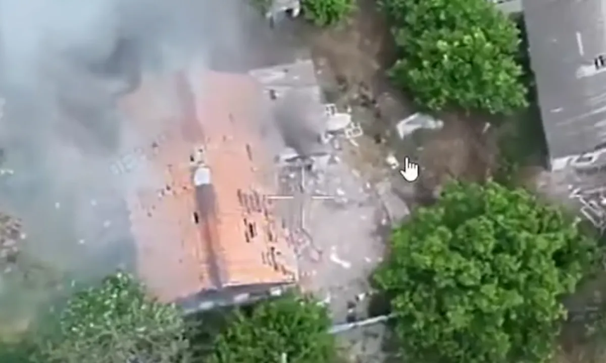 скріншот відео