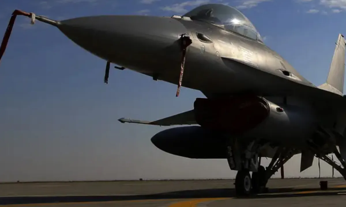 Румунські F-16 збили дрон